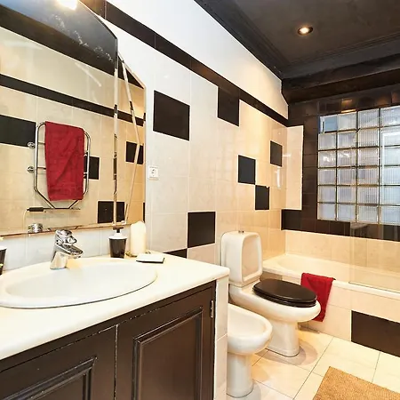 Apartment Turquoise House *